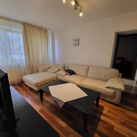 Baba Novac Apartment Bukares Bagian luar foto