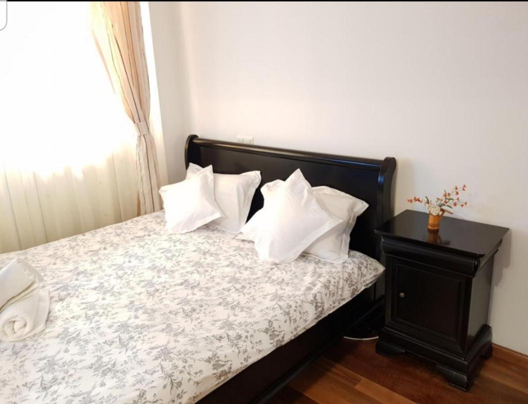 Baba Novac Apartment Bukares Bagian luar foto
