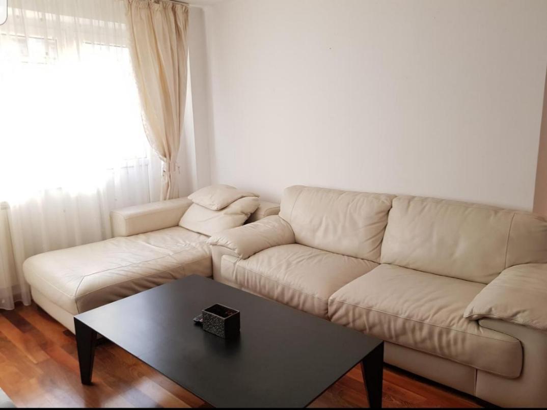Baba Novac Apartment Bukares Bagian luar foto