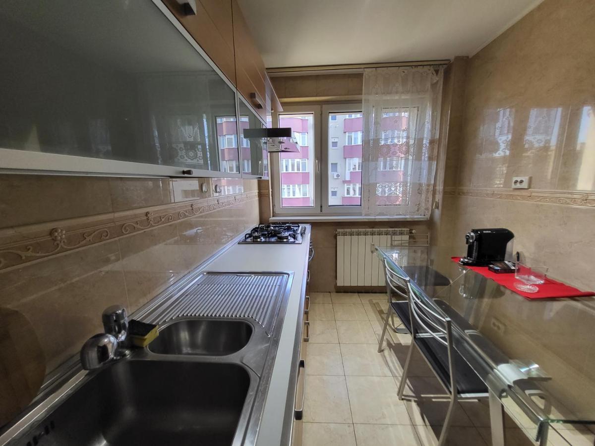 Baba Novac Apartment Bukares Bagian luar foto